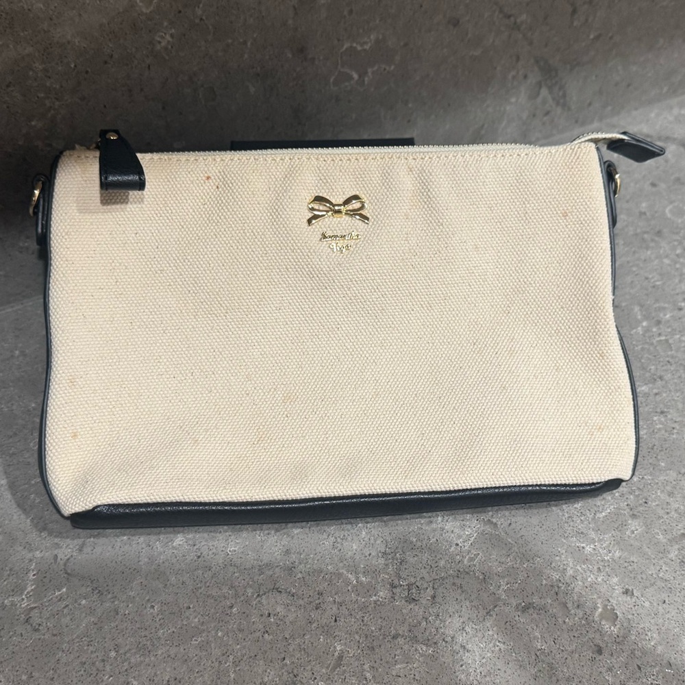 Samantha Vega Makeup/Travel Bag